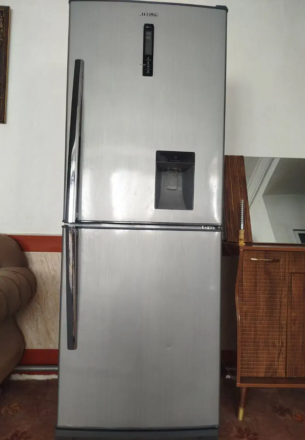 یخچال|یخچال و فریزر|عجب شیر, |دیوار