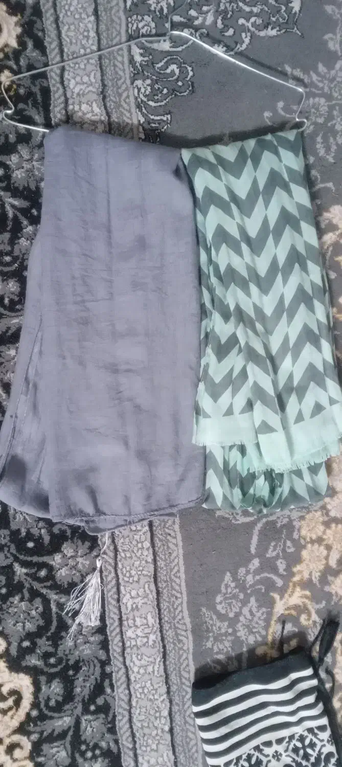 شال درحد|لباس|بومهن, |دیوار