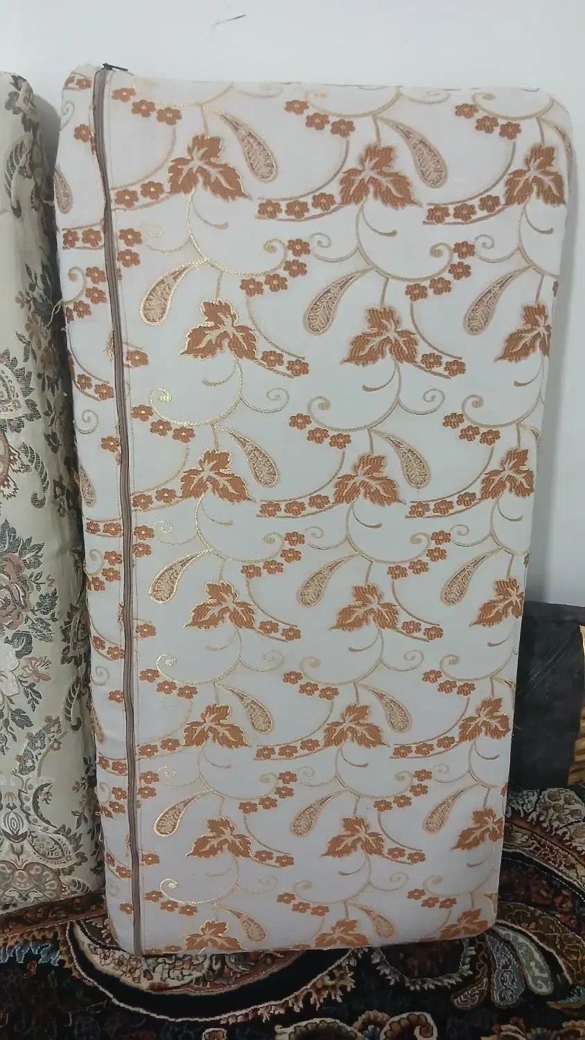 پشتی|پشتی|اهواز, فدک|دیوار