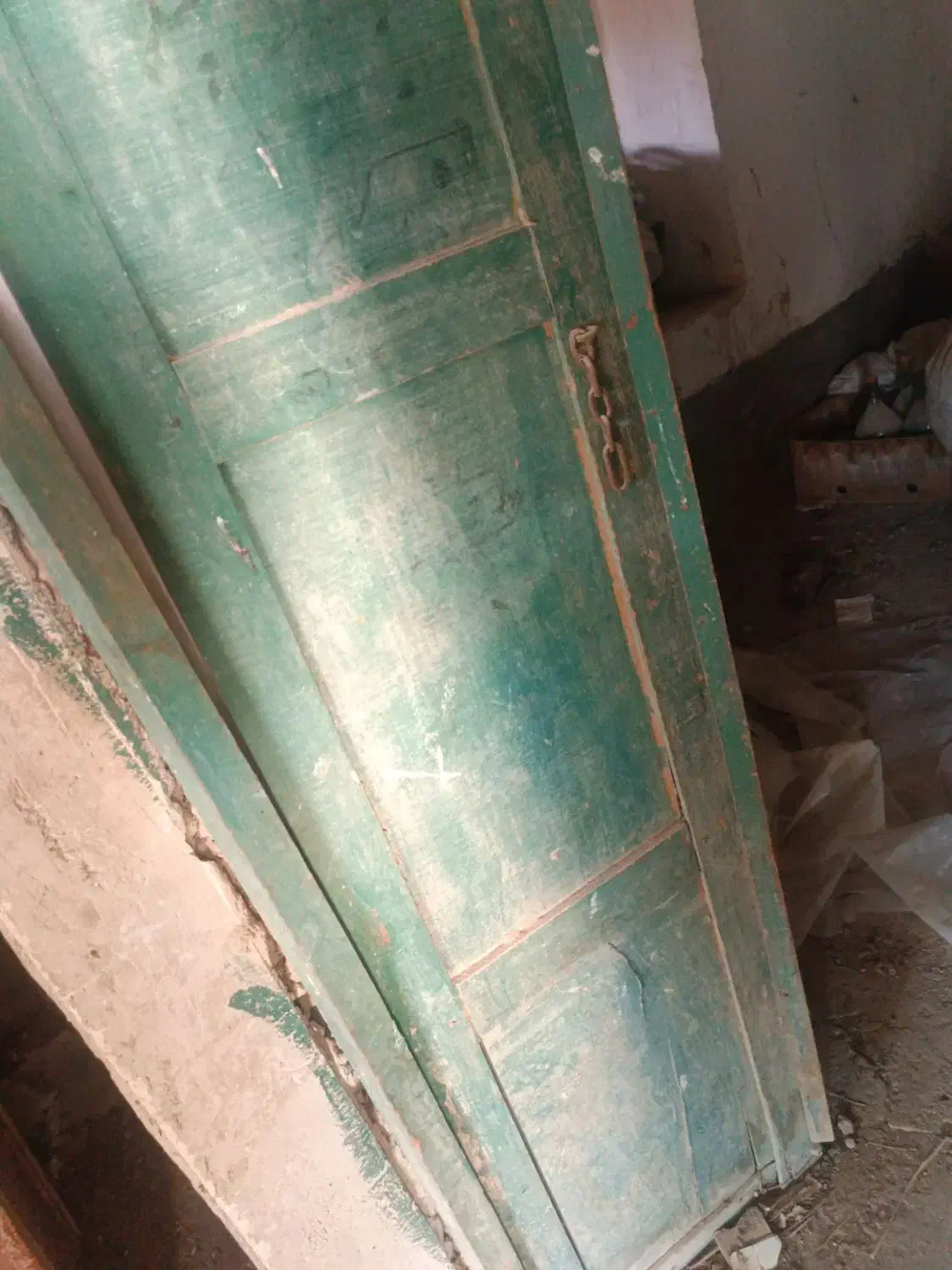 درب و پنجره چوبی|کلکسیون اشیاء عتیقه|دهرم, |دیوار