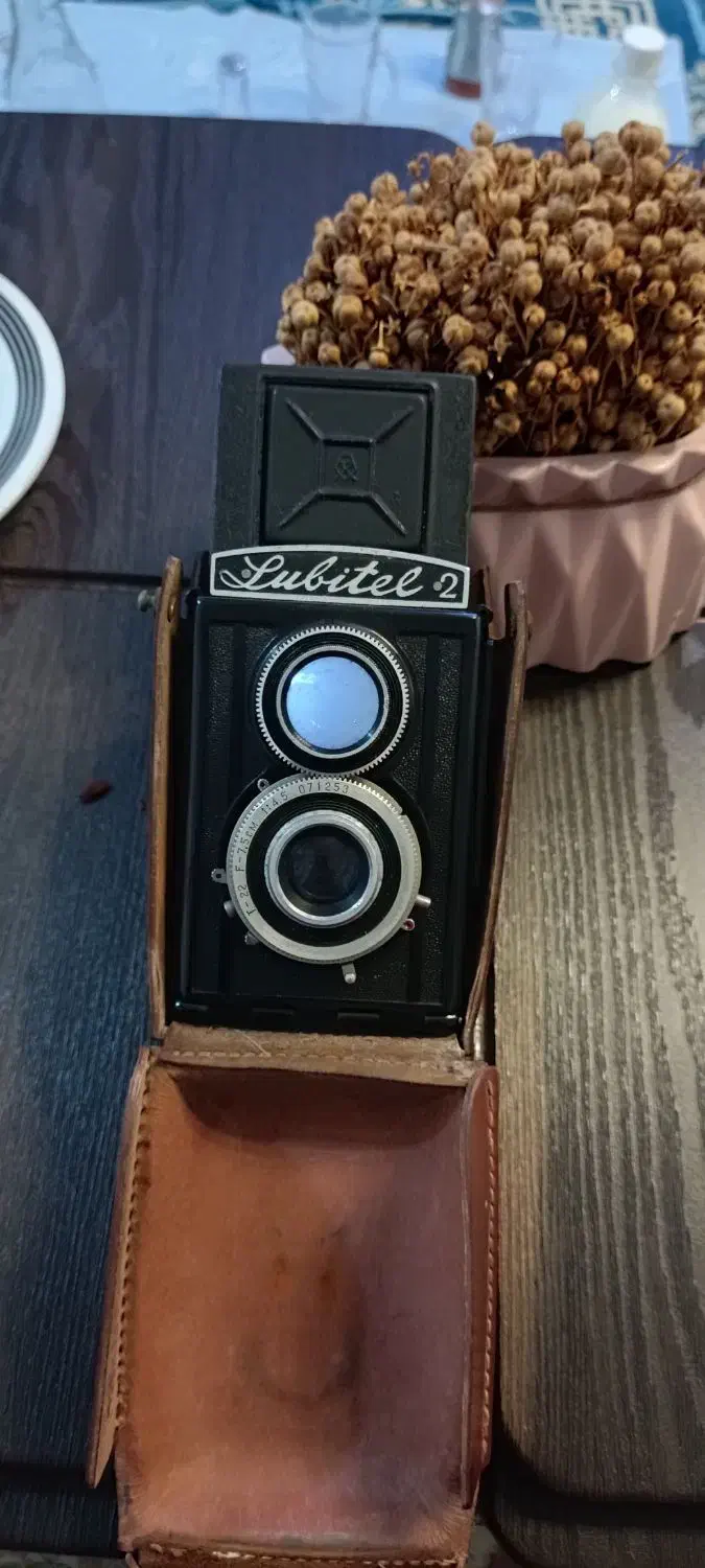 دوربین لوبیتل اصل روسی.|کلکسیون اشیاء عتیقه|رشت, سعدی (تختی)|دیوار