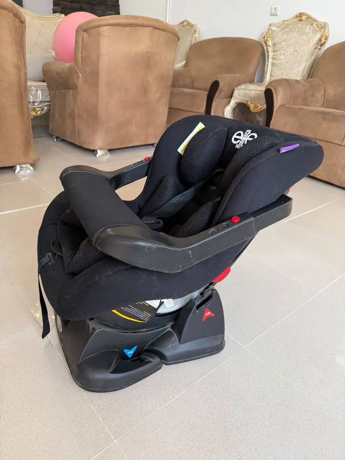 صندلی ماشین کودک|تخت و صندلی بچه|نهاوند, |دیوار