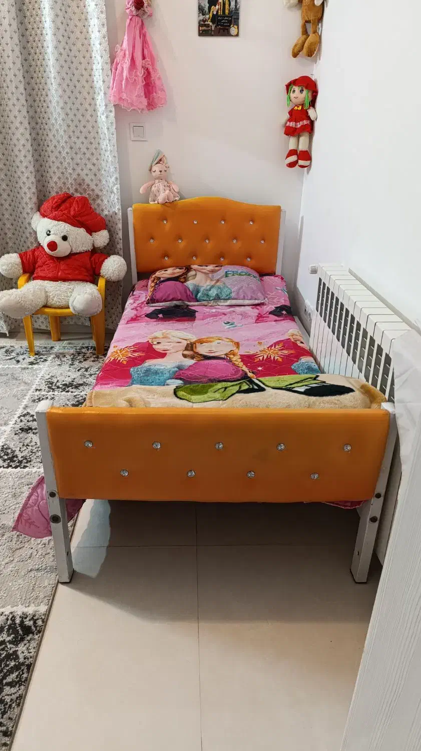 تخت دو طبقه فلزی|تخت و سرویس خواب|مشهد, شاهد (شهرک غرب)|دیوار