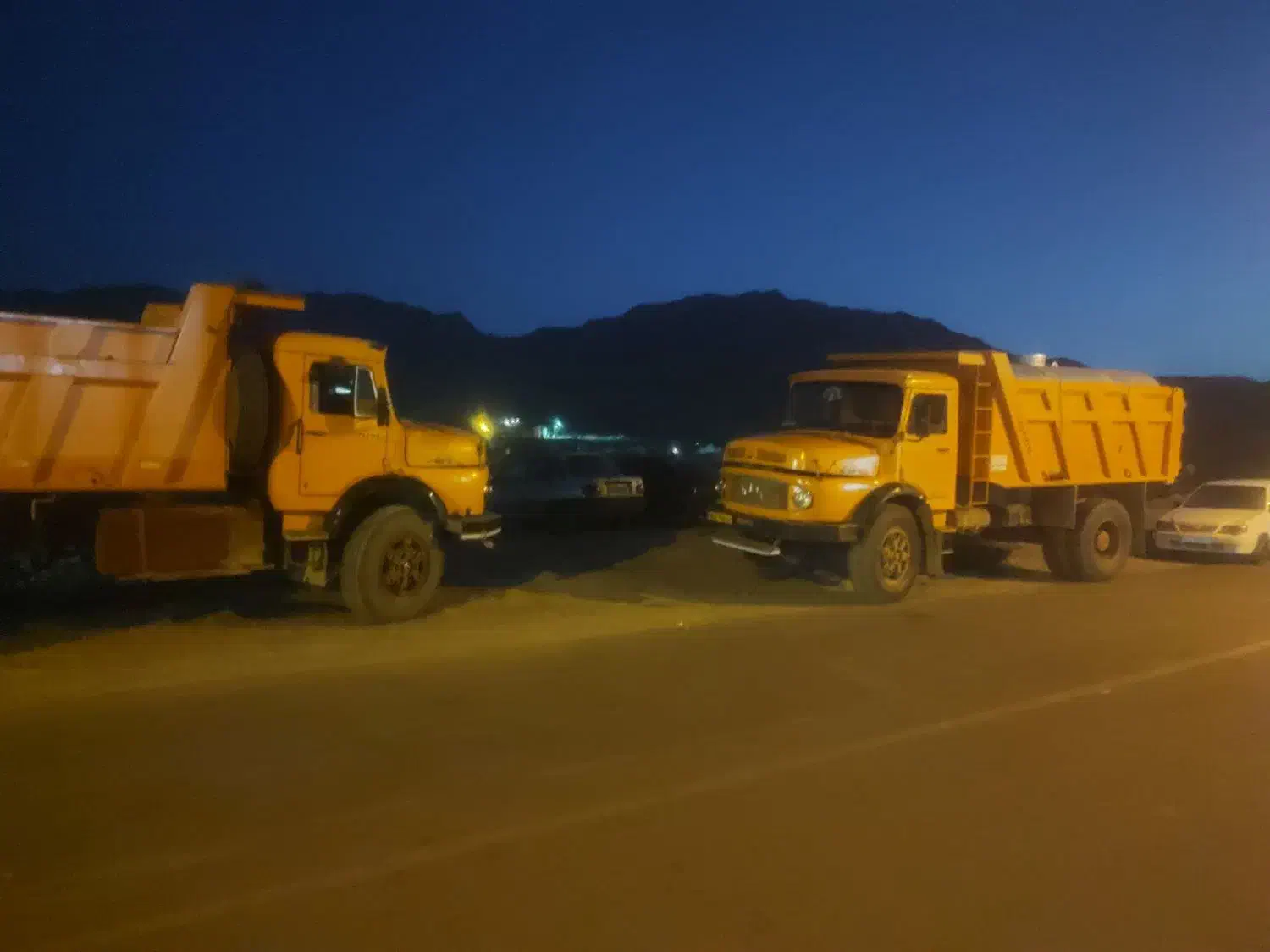 ارایه ی خدمات لودر وکمپرسی|خدمات حمل و نقل|بیرجند, |دیوار