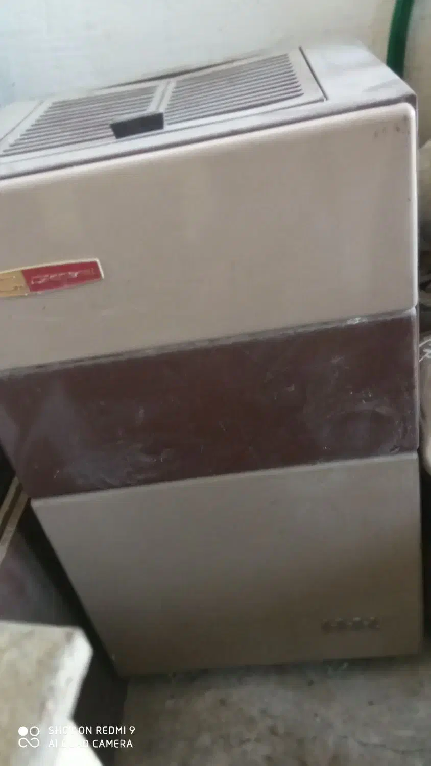 بخاری نفتی فیتیله ای سرخابی و کاربراتی|بخاری، هیتر، شومینه|مشهد, ولیعصر (شهرک غرب)|دیوار