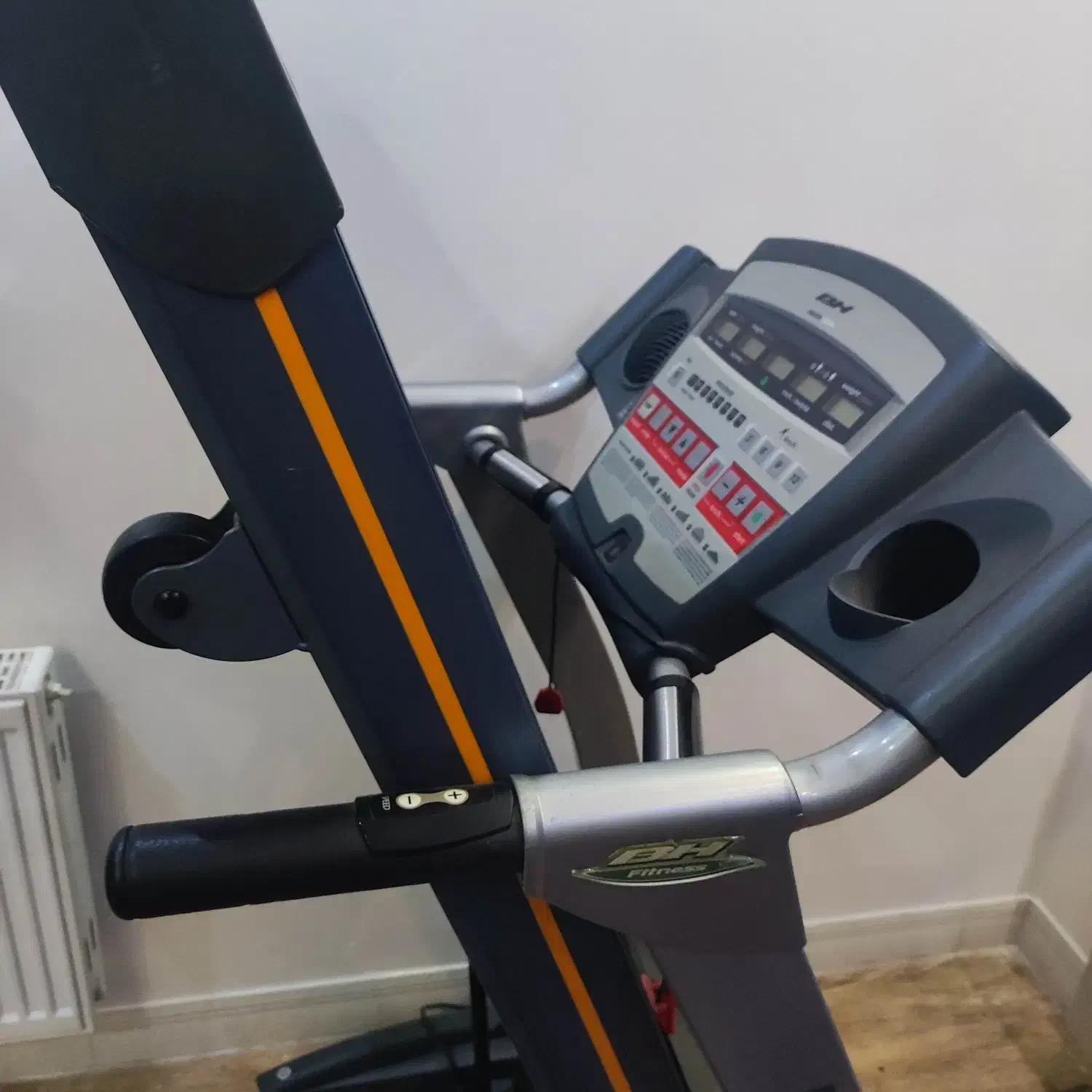 تردمیل اسپانیایی BH|تجهیزات ورزشی|قم, شهرک سازمان آب|دیوار