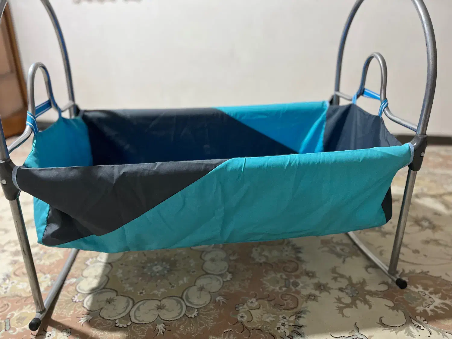 گهواره نوزاد|اسباب و اثاث بچه|گلپایگان, |دیوار