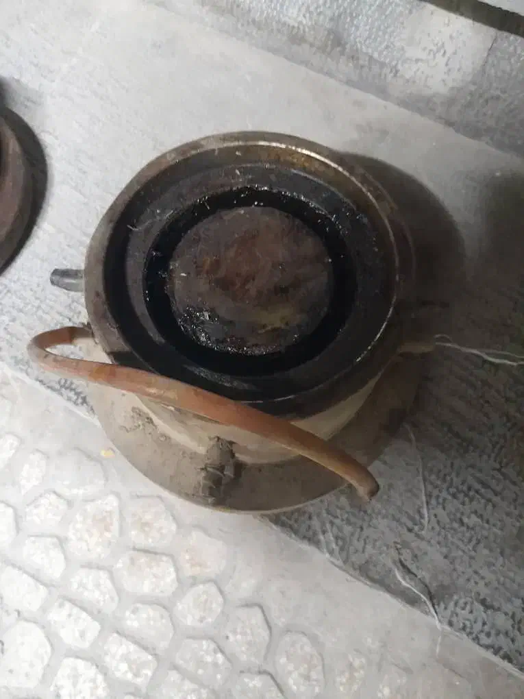 یک عدد قالب تزریق فولاداصل|ماشین‌آلات صنعتی|اصفهان, تخت فولاد|دیوار