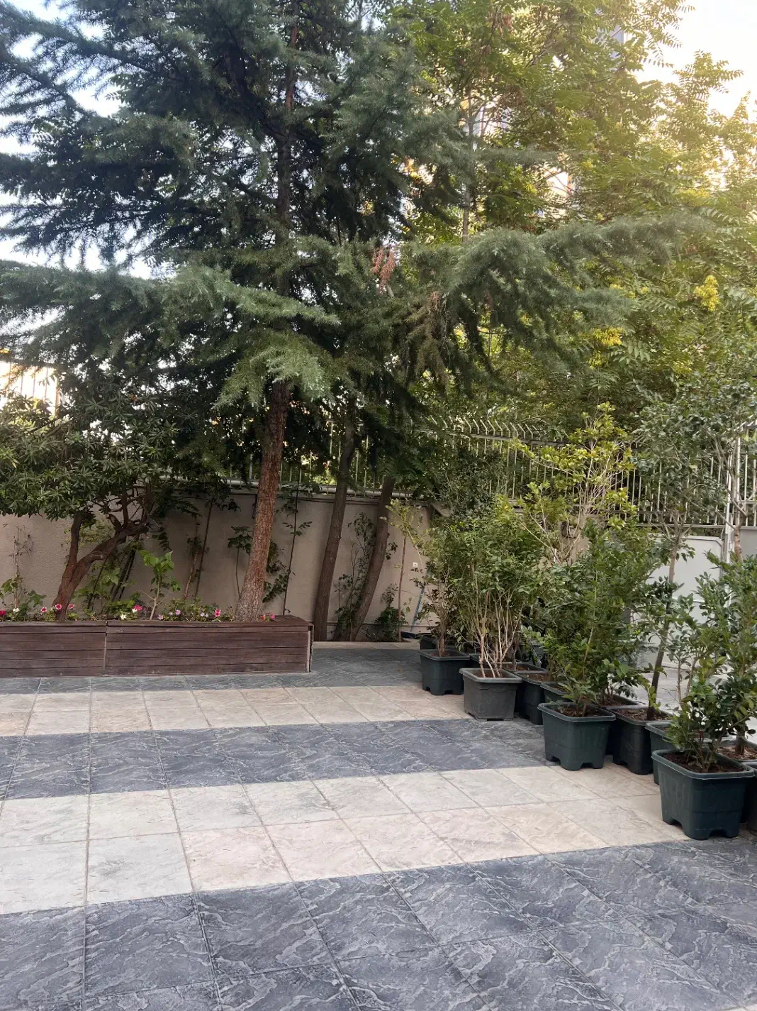 خوابگاه و پانسیون پسرانه آقایان (ثامن ۲)