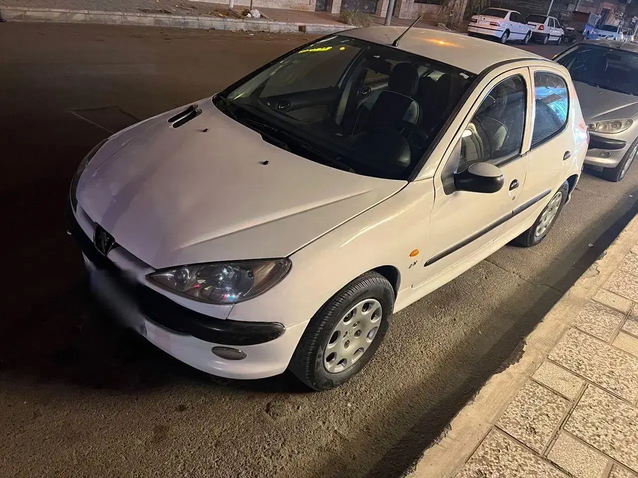 206 تیپ2رنگ سفید مدل1388دور رنگ سفید اقساطی چکی|خودرو سواری و وانت|مشهد, الهیه|دیوار