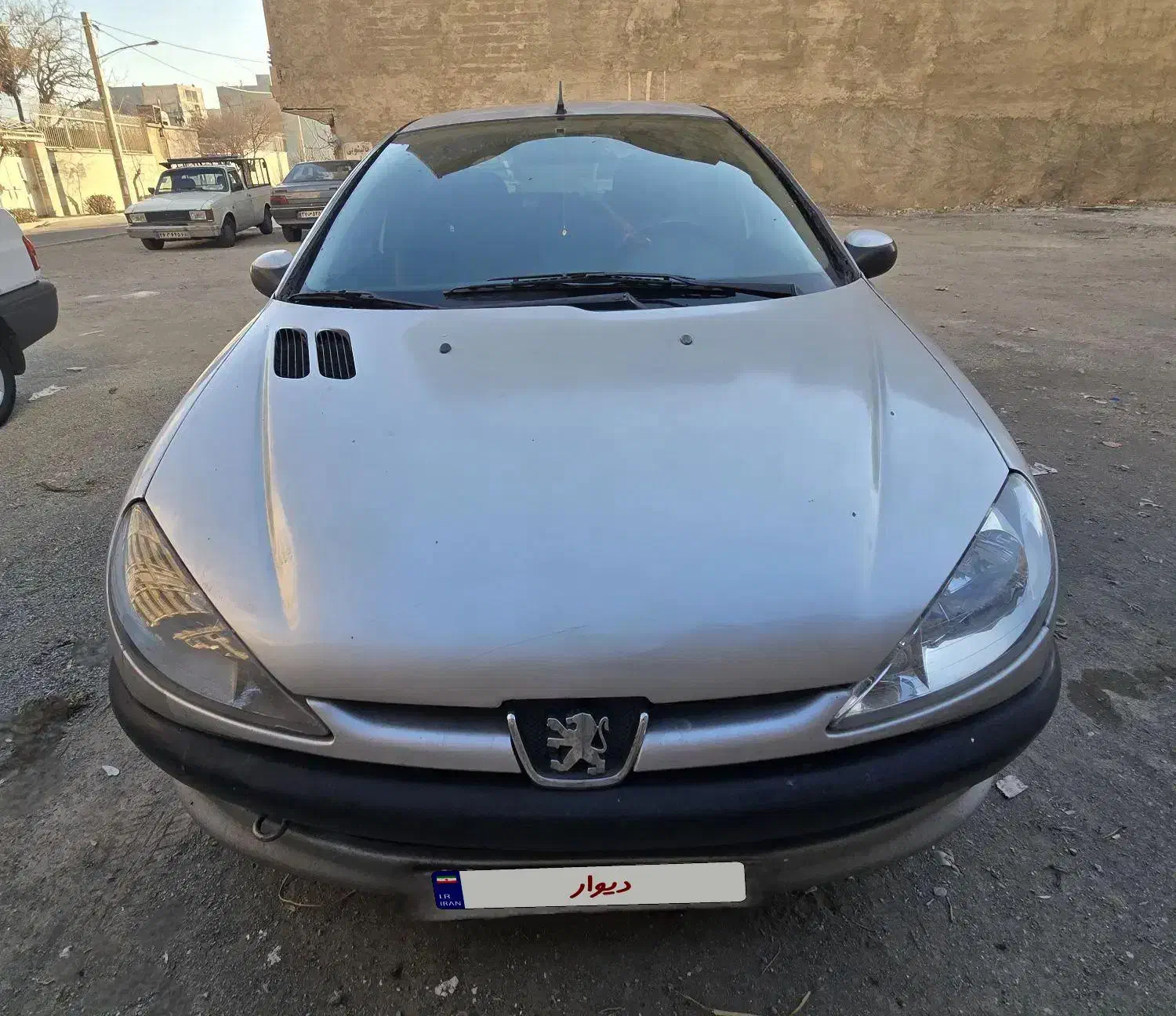 پژو ۲۰۶ تیپ ۲ مدل ۸۲|خودرو سواری و وانت|فردیس, سرحدی|دیوار