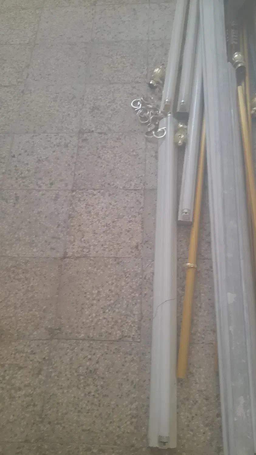 ۴عدد مهتابی و۲عدد میل پرده طلایی|پرده، رانر، رومیزی|شاهرود, |دیوار