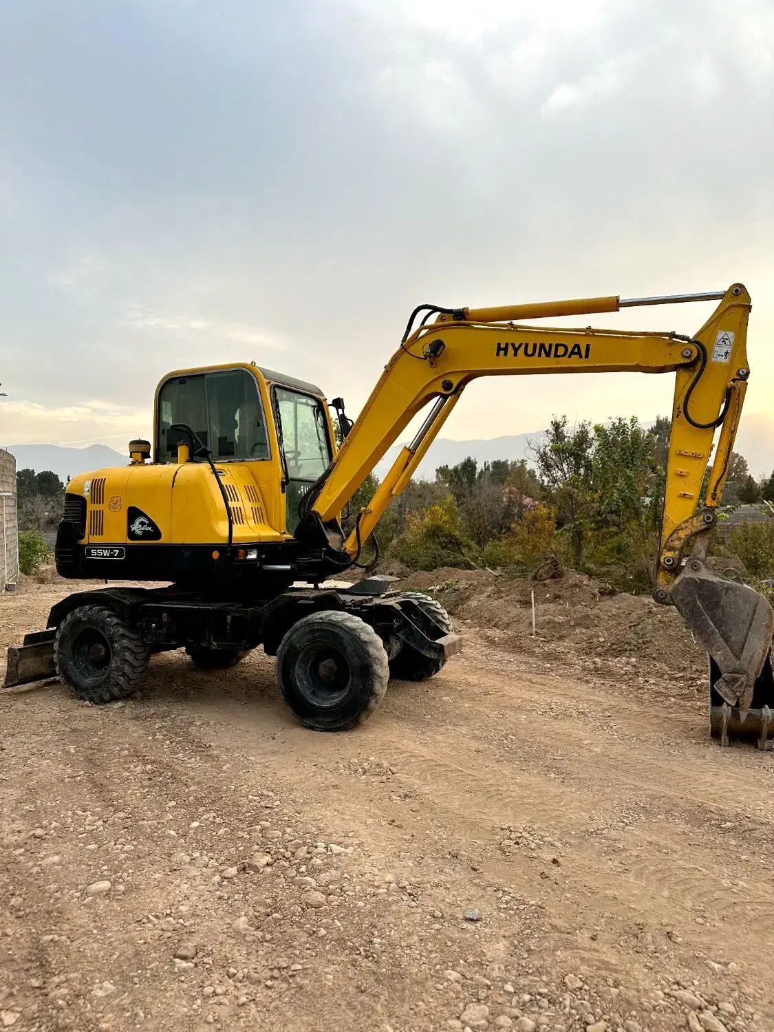 اجاره بیل مکانیکی|خدمات حمل و نقل|شیراز, عادل آباد|دیوار