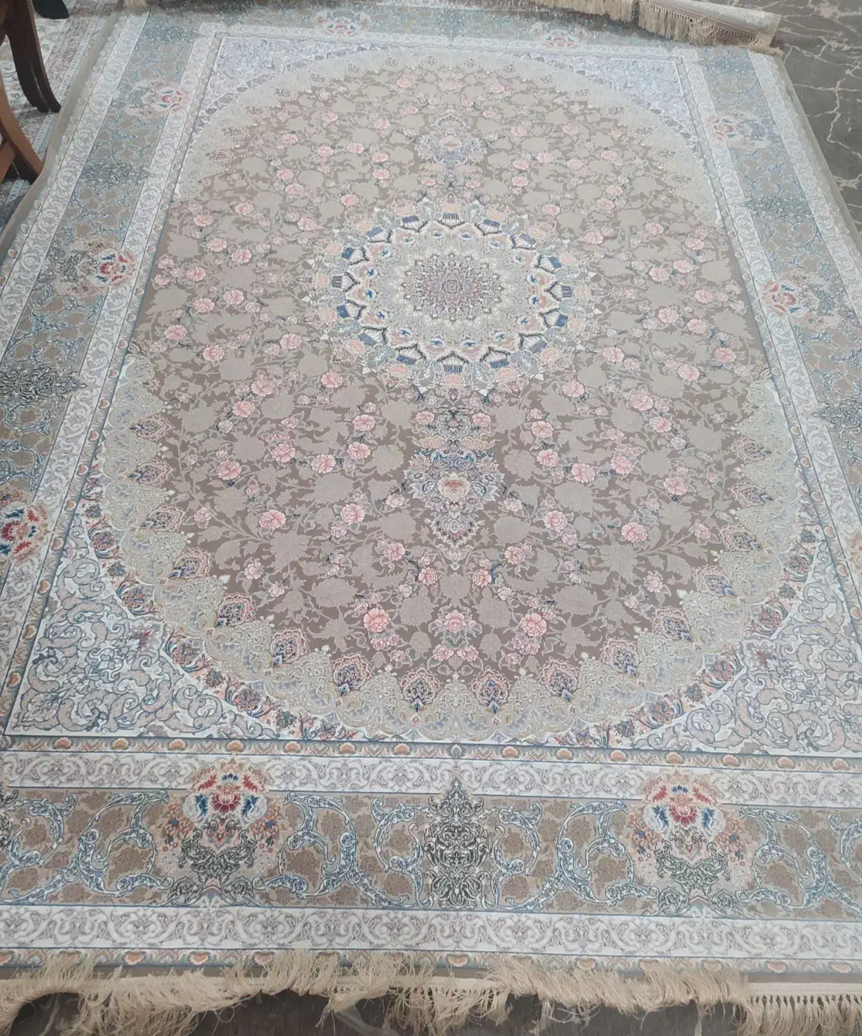 فرش 9 متری یه عدد|فرش|همدان, |دیوار