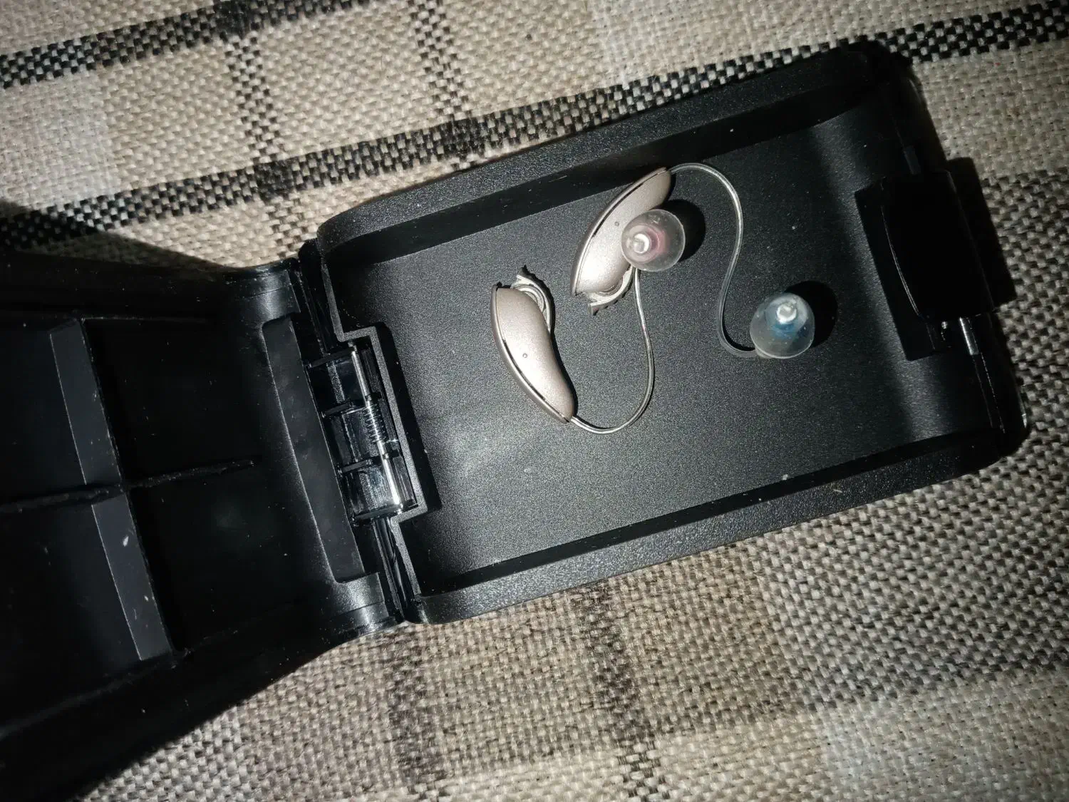 سمعک اتیکن|آرایشی، بهداشتی، درمانی|خواف, |دیوار