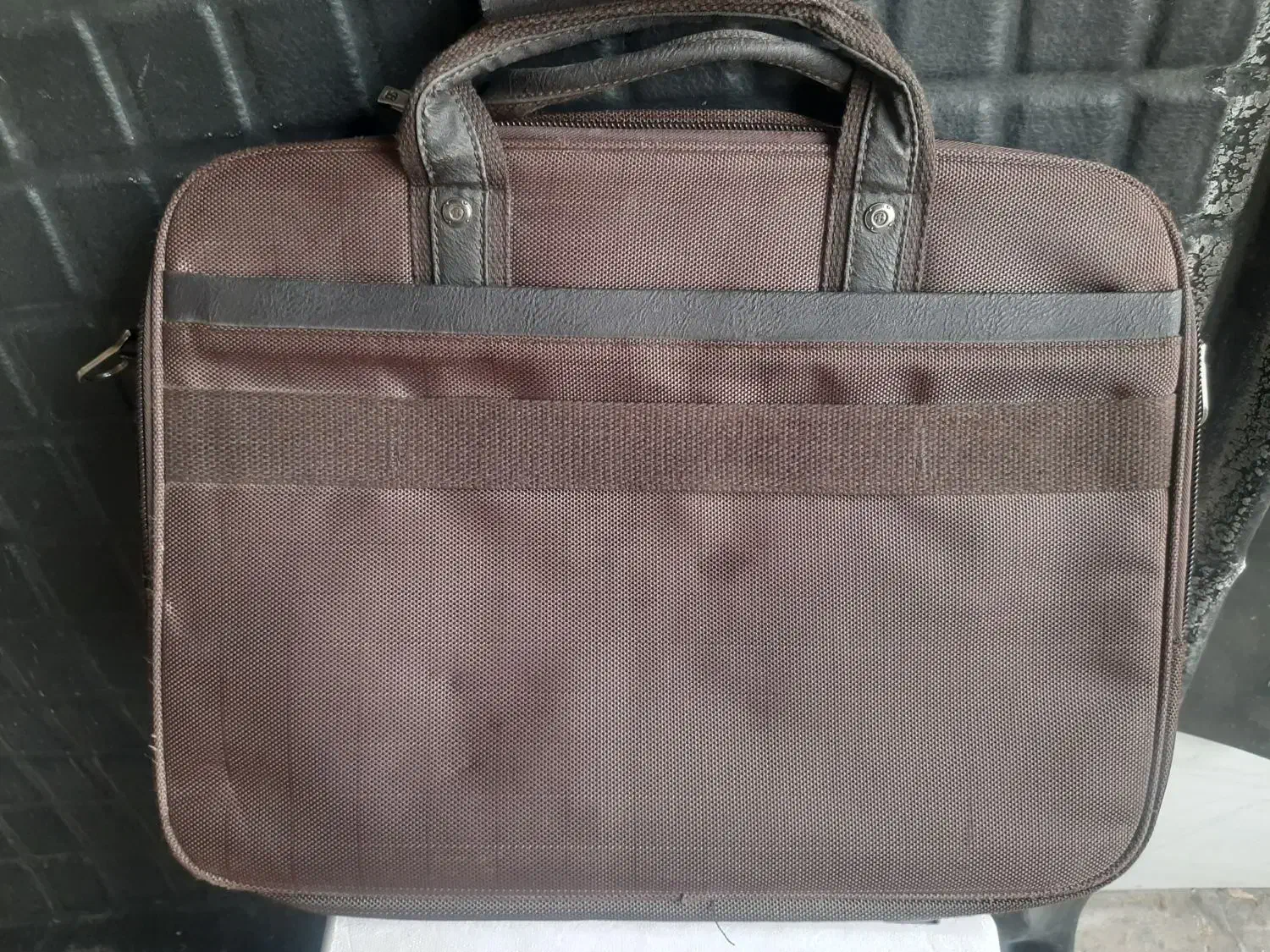 کیف کارمندی|کیف، کفش، کمربند|اراک, |دیوار