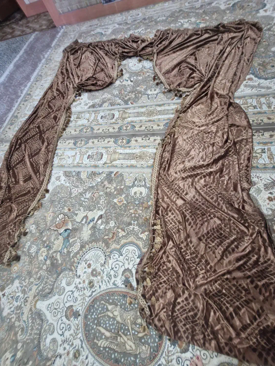 دوتا پرده نو جنس ضخیم مخمل|پرده، رانر، رومیزی|ایذه, |دیوار