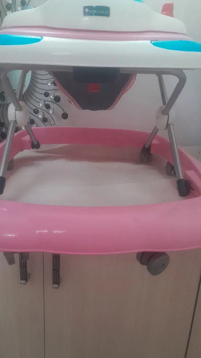 رورولک|کالسکه و لوازم جانبی|تبریز, |دیوار