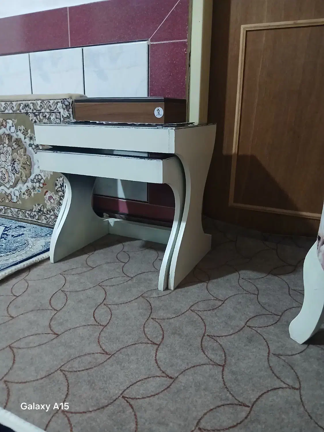 مبل ۷ نفره همراه ۳ تا عسلی|مبلمان خانگی و میز عسلی|اسدآباد, |دیوار