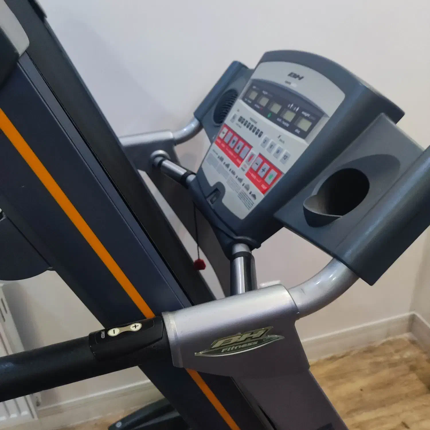 تردمیل اسپانیایی BH|تجهیزات ورزشی|قم, شهرک سازمان آب|دیوار