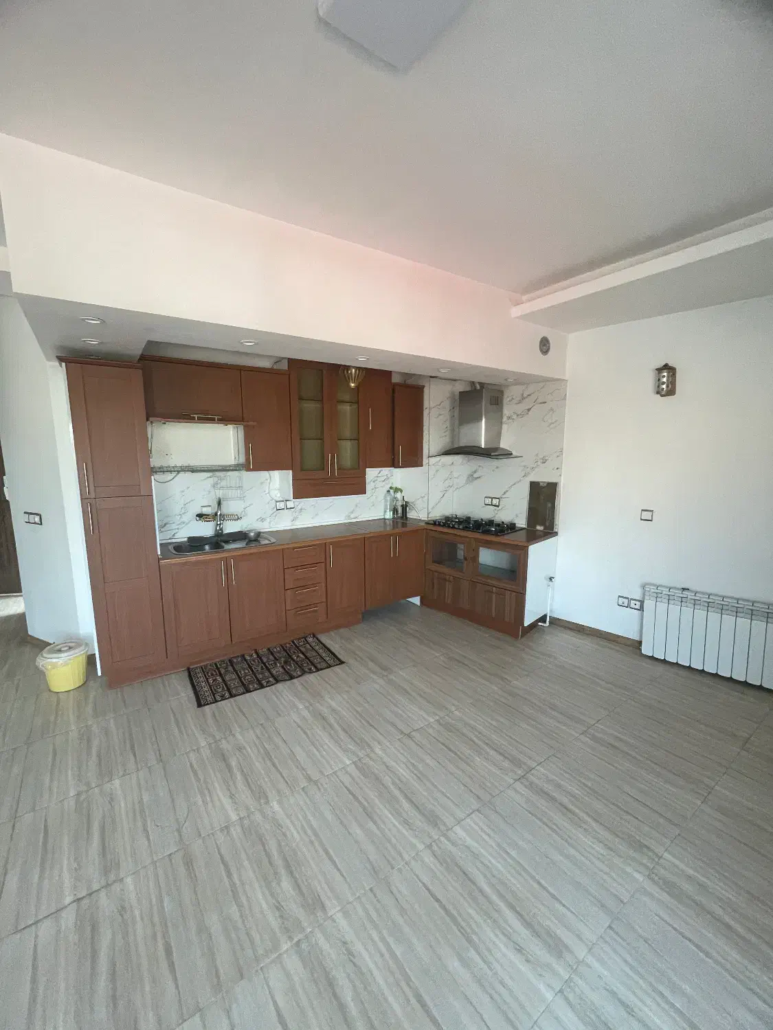 آپارتمان ۱۵۰ متری ۴ خواب ۴ کولر ۴ تا تراس مرکز شهر|اجارهٔ آپارتمان|محمودآباد, |دیوار