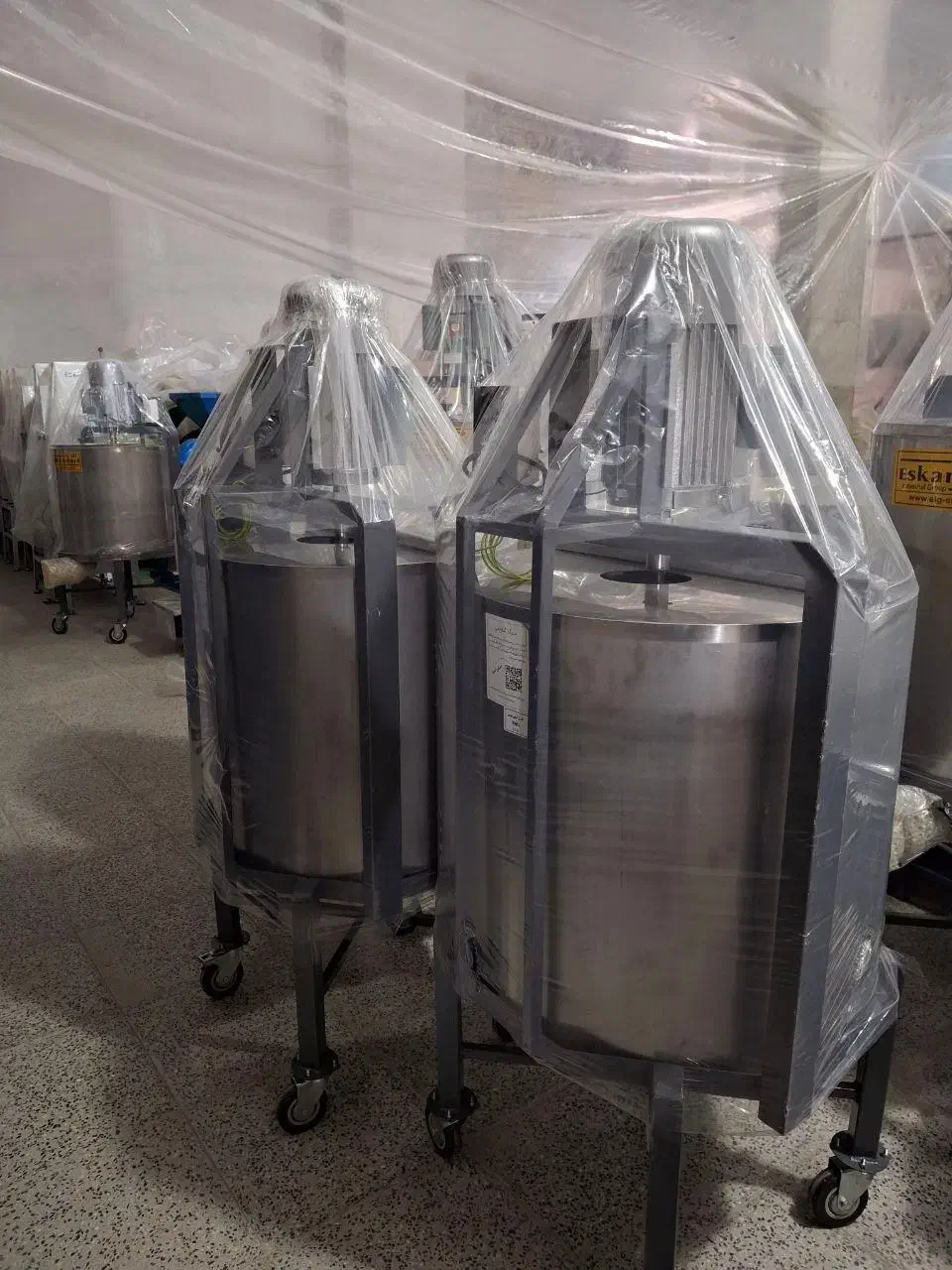 کره گیر استیل 200 مشک برقی دوغزن لبنیاتی دامداری|سایر لوازم برقی|ارومیه, |دیوار