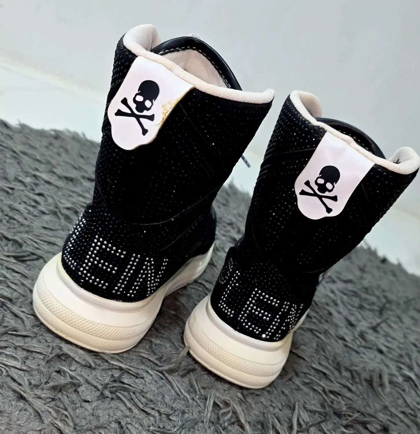 بوت شیک|کیف، کفش، کمربند|نیشابور, بنیاد شهید|دیوار