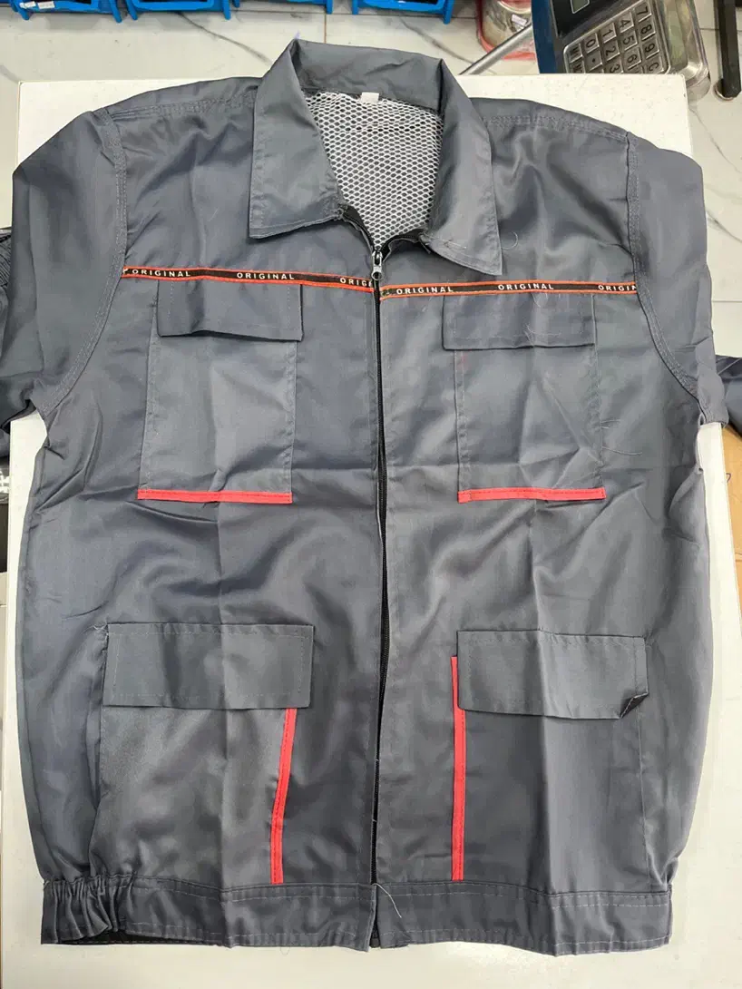 لباس کار قیمت مناسب|لباس|رشت, آب و برق|دیوار