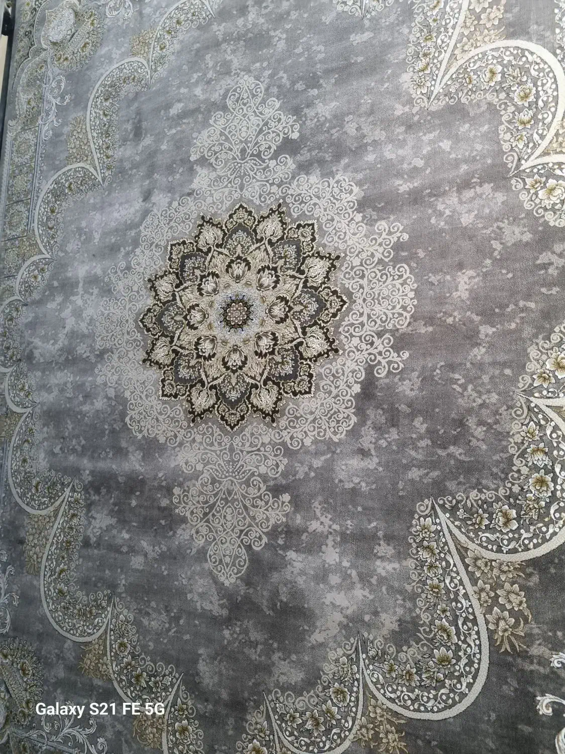۲۰ تخته فرش ۱۲متری اصل ۷۰۰شانه|فرش|کرج, آق تپه|دیوار