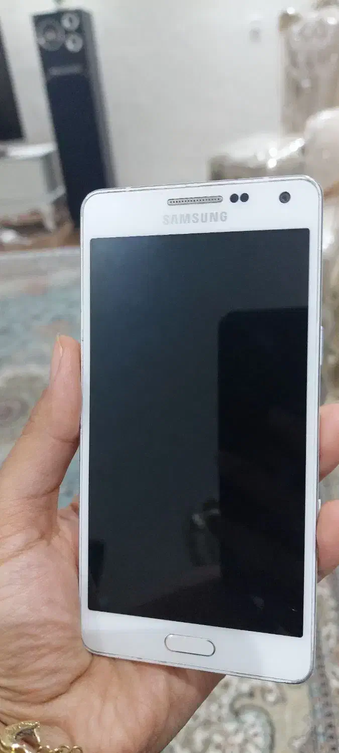 سامسونگ Galaxy A5 با حافظهٔ ۱۶ گیگابایت|موبایل|اسلام‌شهر, شهرک لاله|دیوار