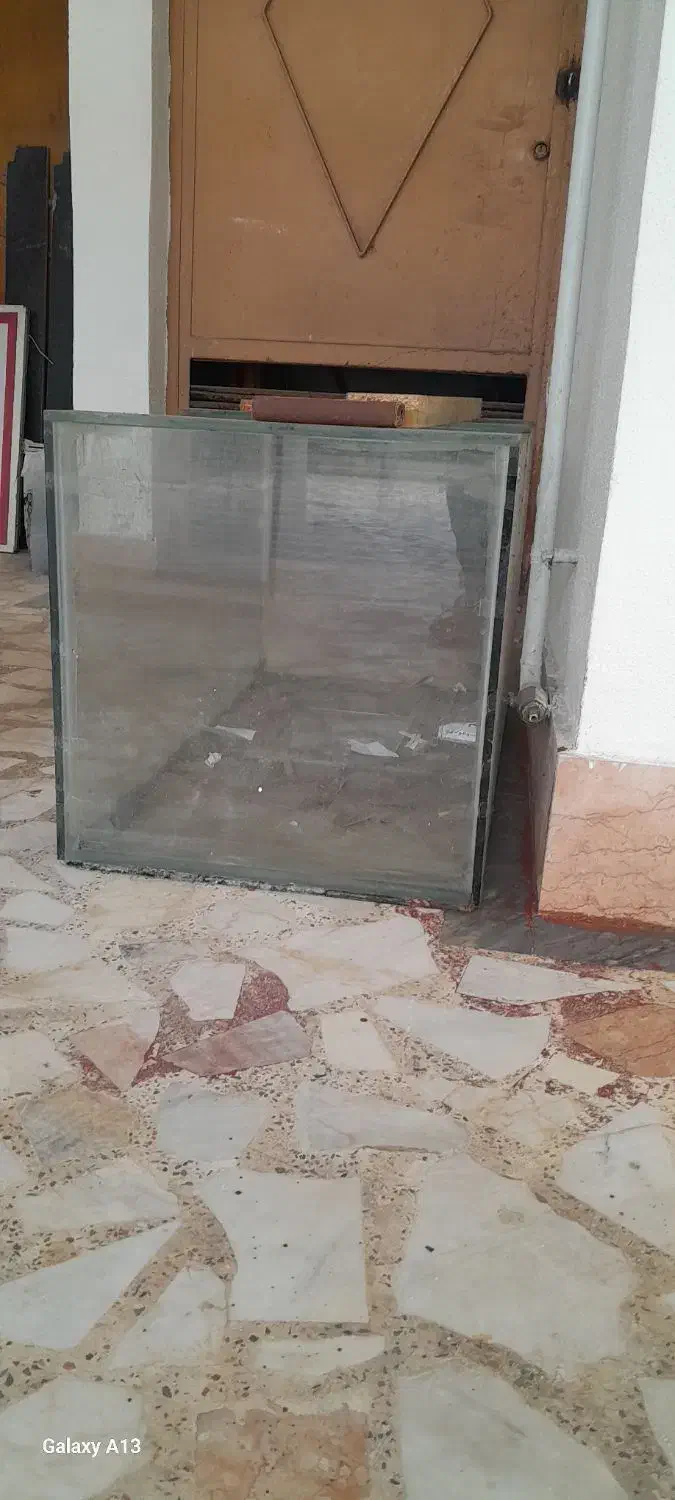 آکواریوم بزرگ|ماهی|رشت, استادسرا|دیوار