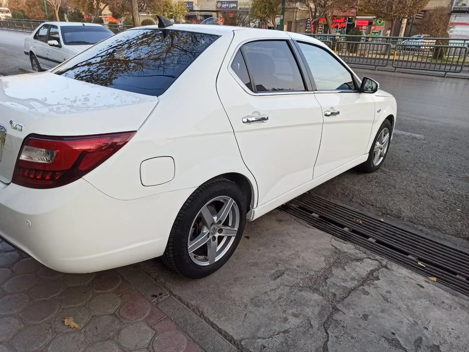 دنا توربو 6دنده|خودرو سواری و وانت|اصفهان, کشاورزی|دیوار