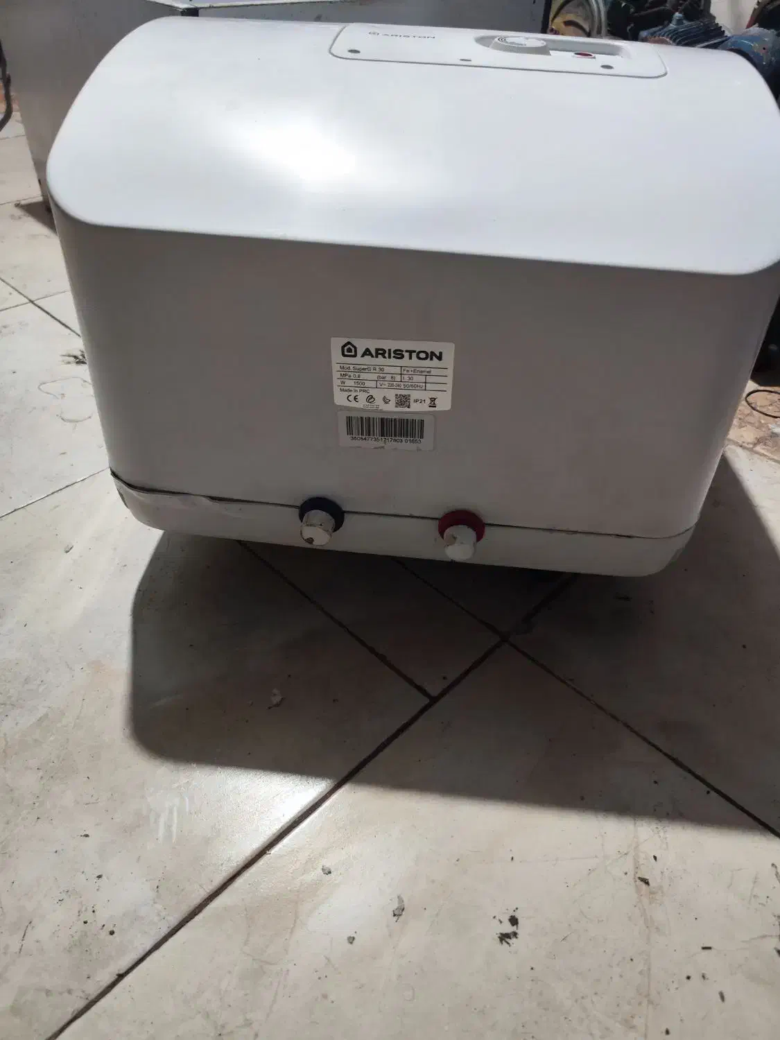 فروش آبگرمکن آریسون درحد نو|آبگرمکن، پکیج، شوفاژ|کیش, |دیوار