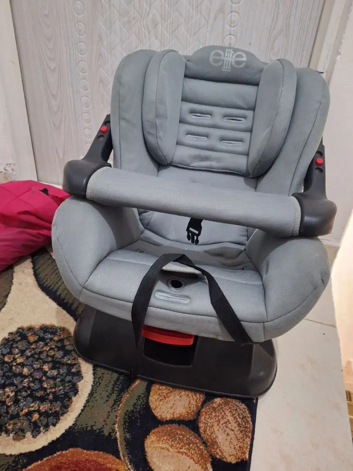 صندلی ماشین کودک|تخت و صندلی بچه|رشت, پل تالشان|دیوار