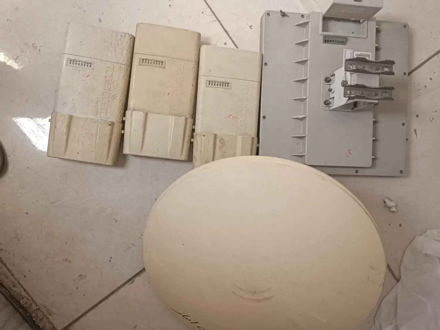 qrt sxt basebox بیس باکس اس ایکس تی میکروتیک|مودم و تجهیزات شبکه|گلستان (تهران), |دیوار