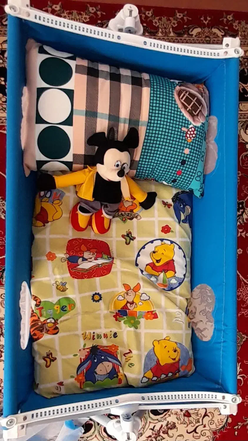 گهواره|تخت و صندلی بچه|خزل, |دیوار