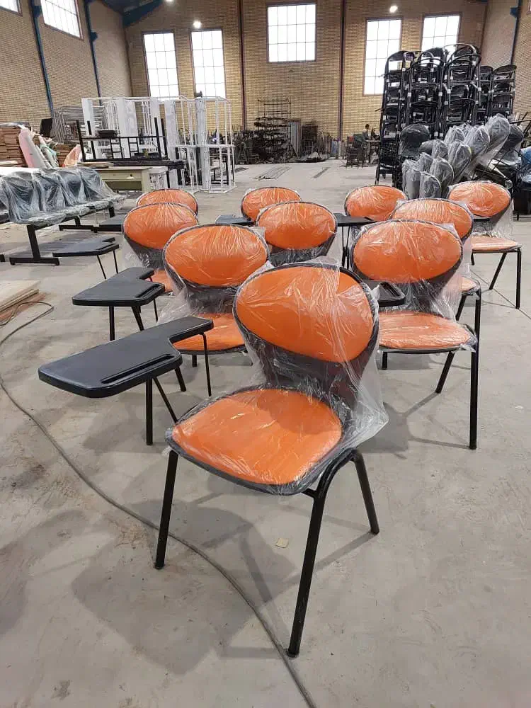 صندلی دانش آموزی|صندلی و نیمکت|اصفهان, همتآباد|دیوار