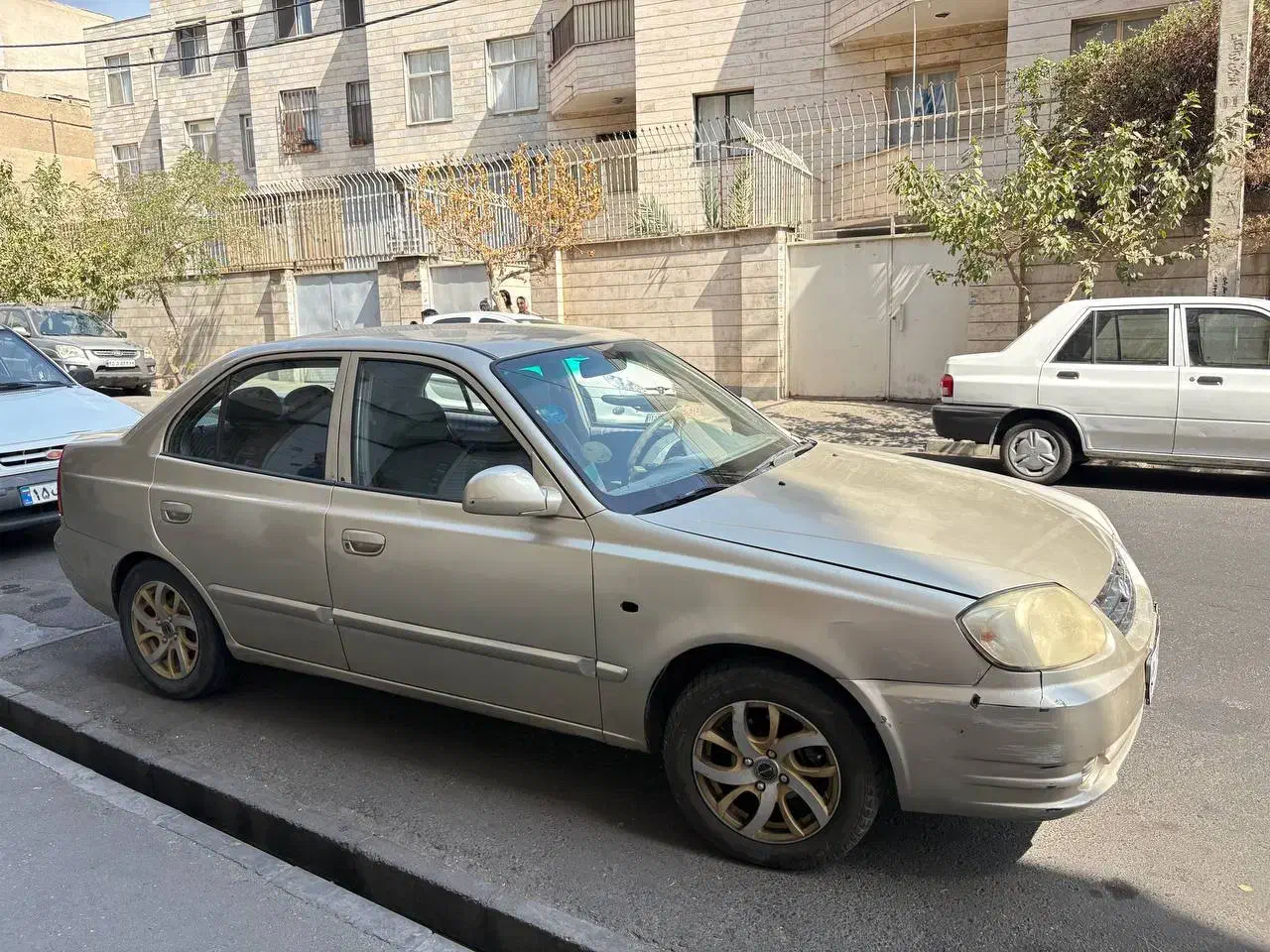 خودرو هیوندا ورنا|خودرو سواری و وانت|میانه, |دیوار