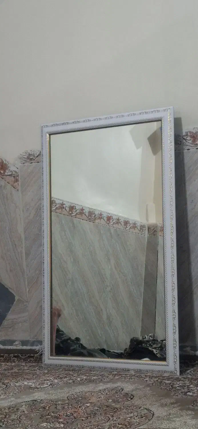 آینه|آینه|همدان, |دیوار