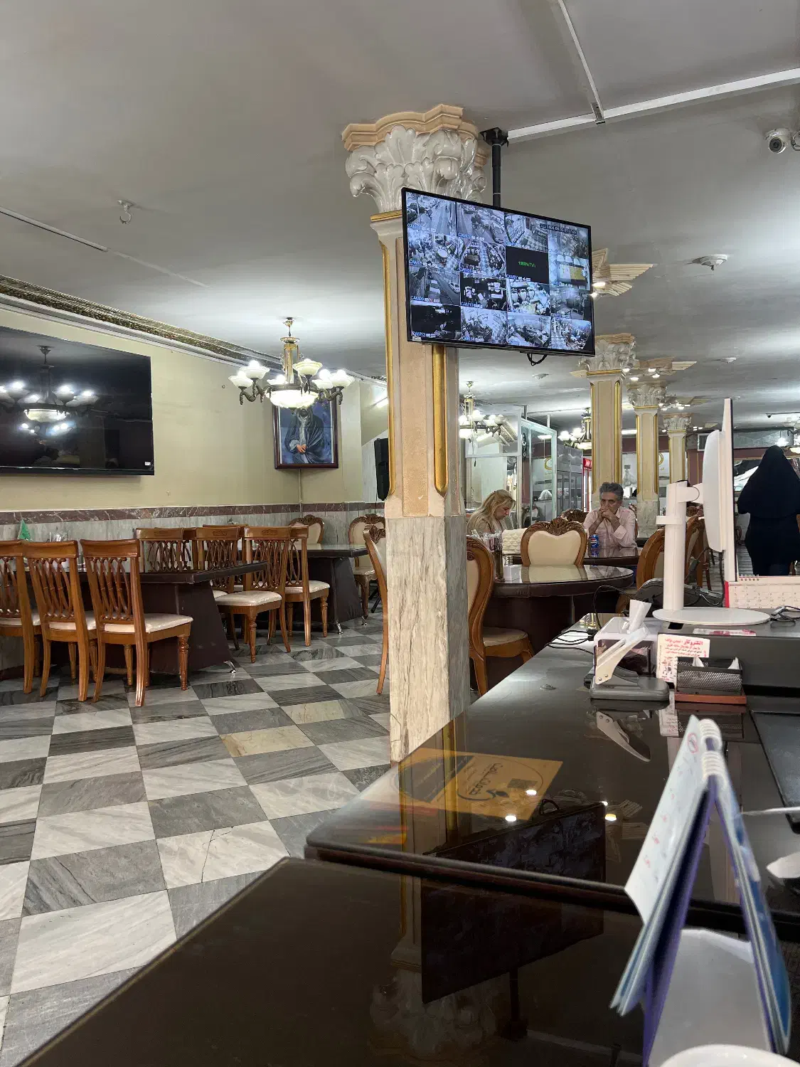 سالنکار خانم و اقا|استخدام خدمات فروشگاه و رستوران|تهران, ستارخان|دیوار