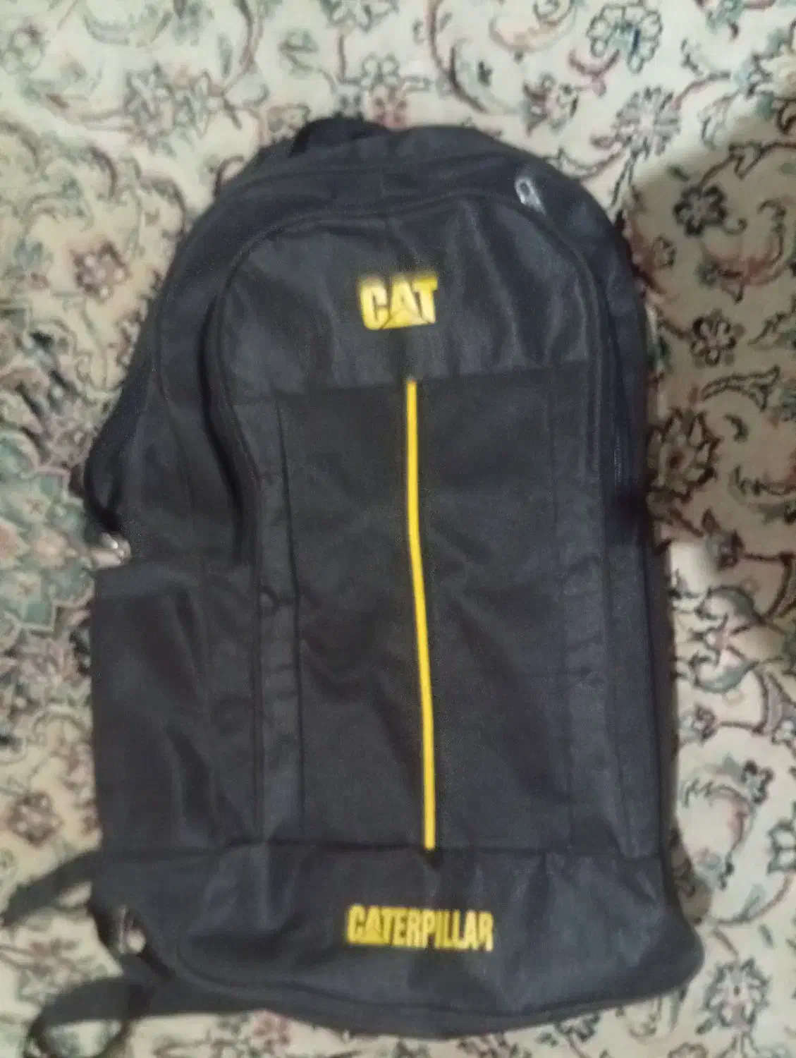 کیف کوله|کیف، کفش، کمربند|اصفهان, خانه اصفهان|دیوار