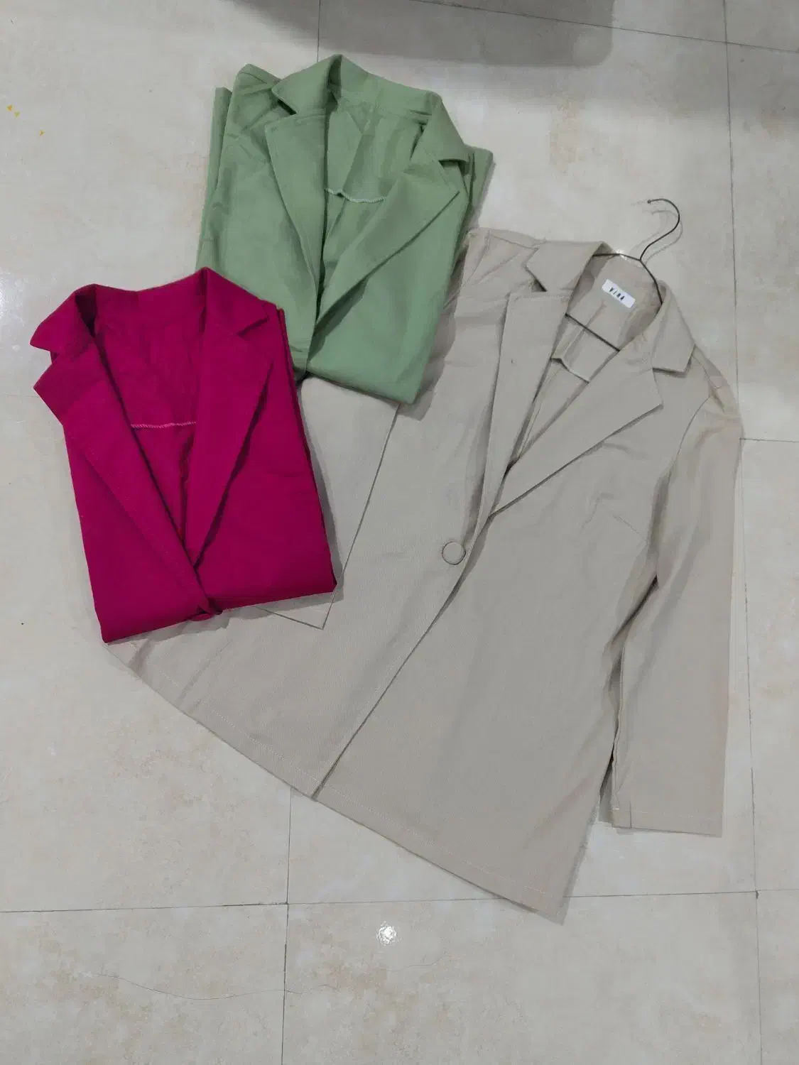 کت کتان|لباس|رشت, یخسازی|دیوار