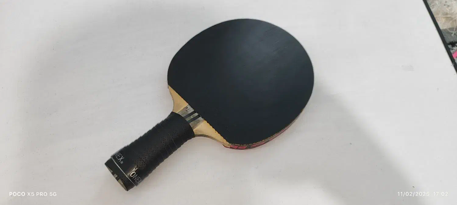 راکت سفراشی ساخت با گریپ|ورزش‌های توپی|شیراز, شیشه‌گری|دیوار