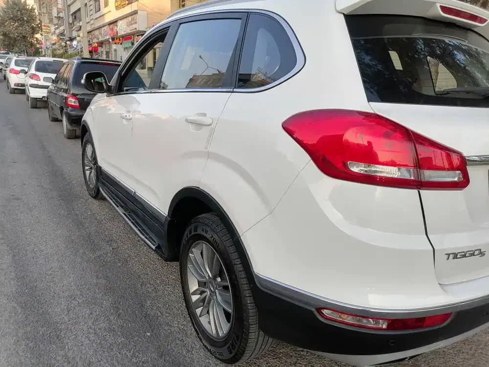 تیگو 5 IE مدل ۱۳۹۸ فابریک نمونه ش نیست|خودرو سواری و وانت|شیراز, شهرک گلستان|دیوار