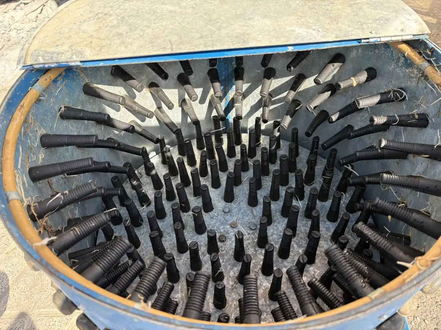 وسایل مرغ  فروشی پر کن سبد میز کار ...|فروشگاه و مغازه|کرمانشاه, |دیوار