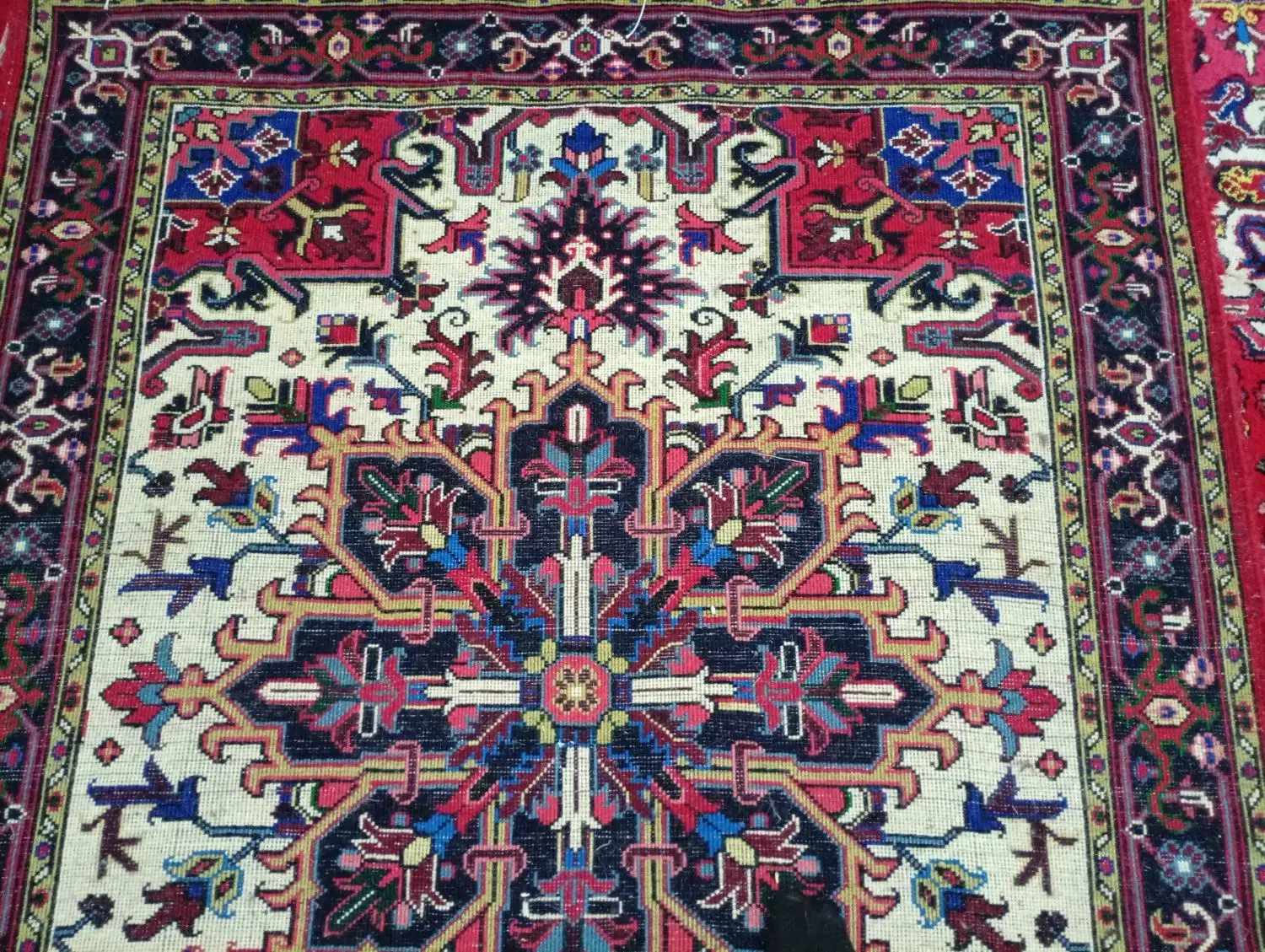 فرش دست بافت خالچا|فرش|باسمنج, |دیوار