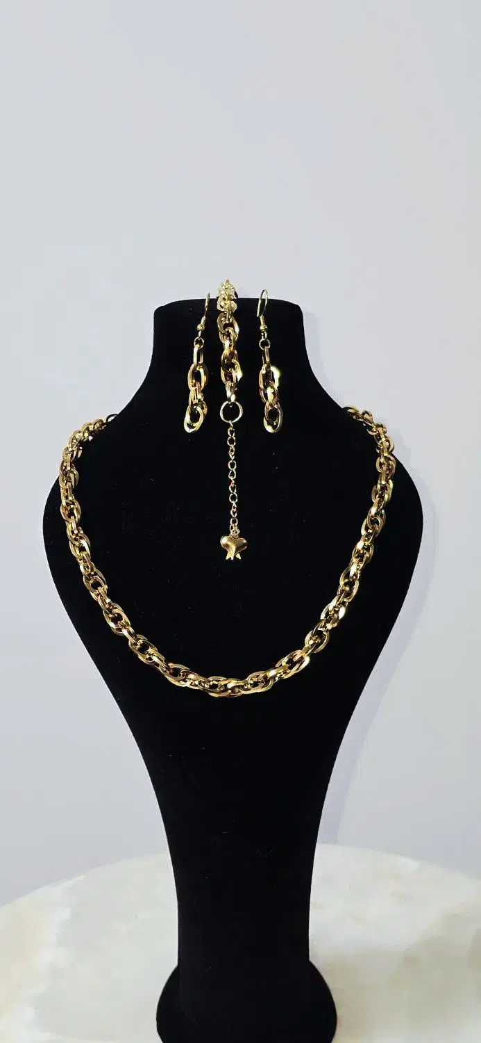 روز مادر از رگ گردن به شما نزدیکتر است|زیورآلات و اکسسوری|قم, بنیاد|دیوار