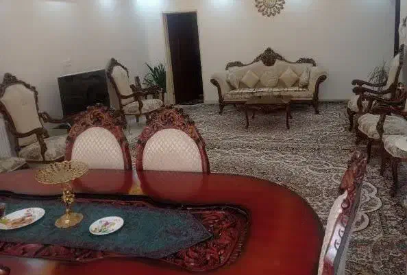 میز غذا خوری|میز و صندلی غذاخوری|خمین, |دیوار