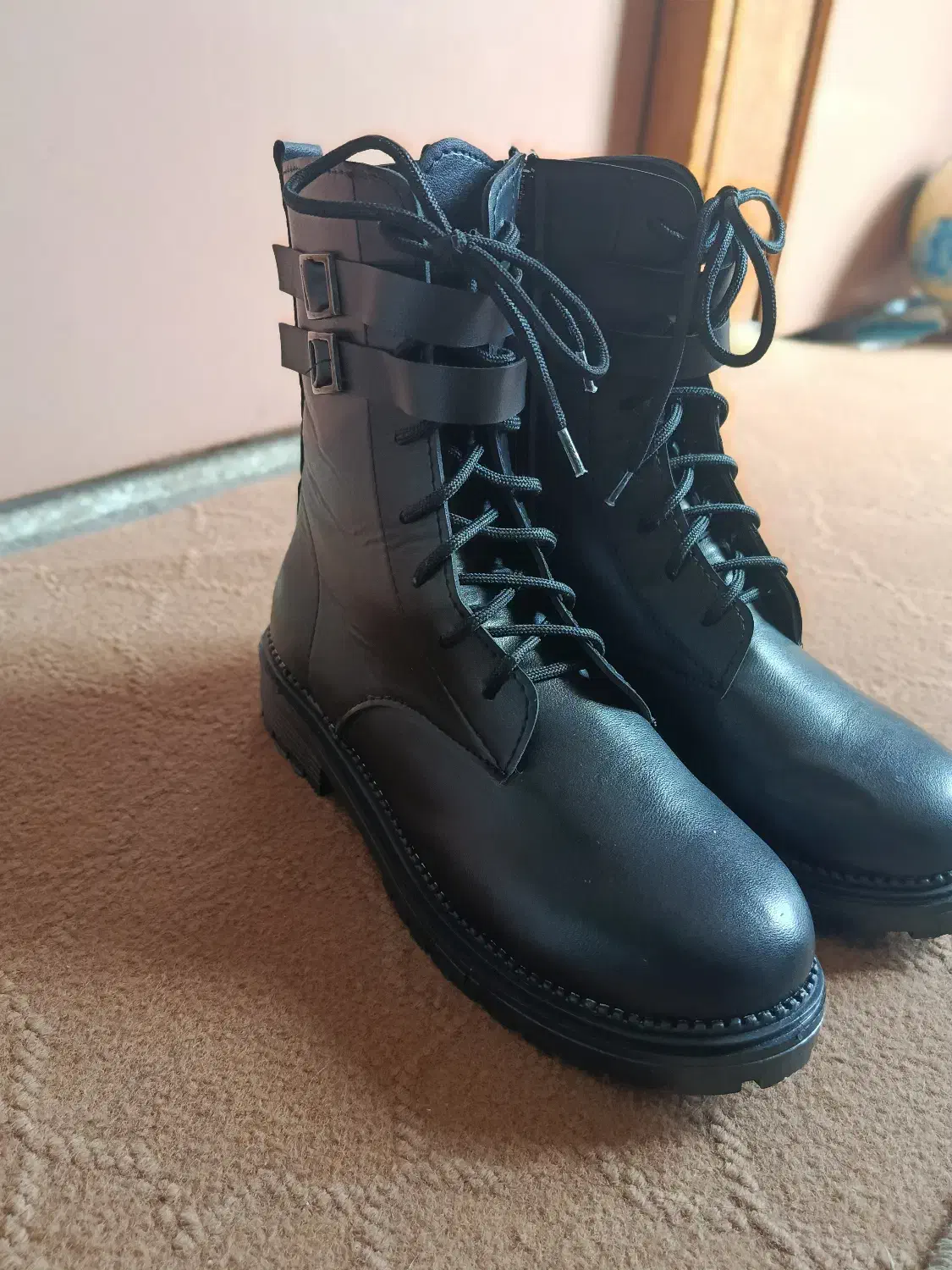 بوت نو|کیف، کفش، کمربند|کازرون, |دیوار