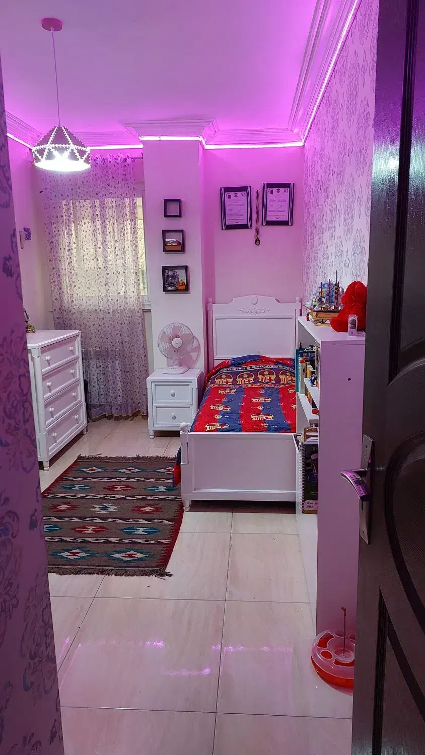 سرویس خواب چوب نوجوان|تخت و سرویس خواب|رشت, لاکانی|دیوار